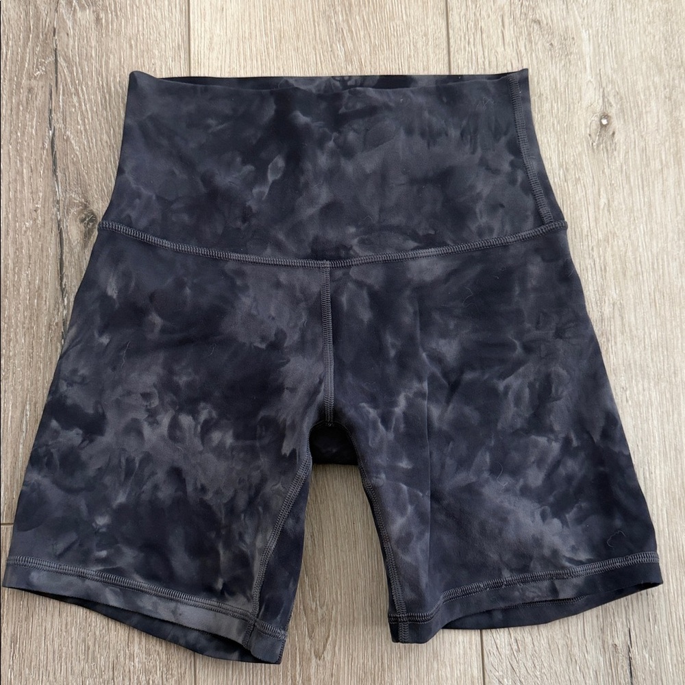 Lululemon Align Shorts 6”